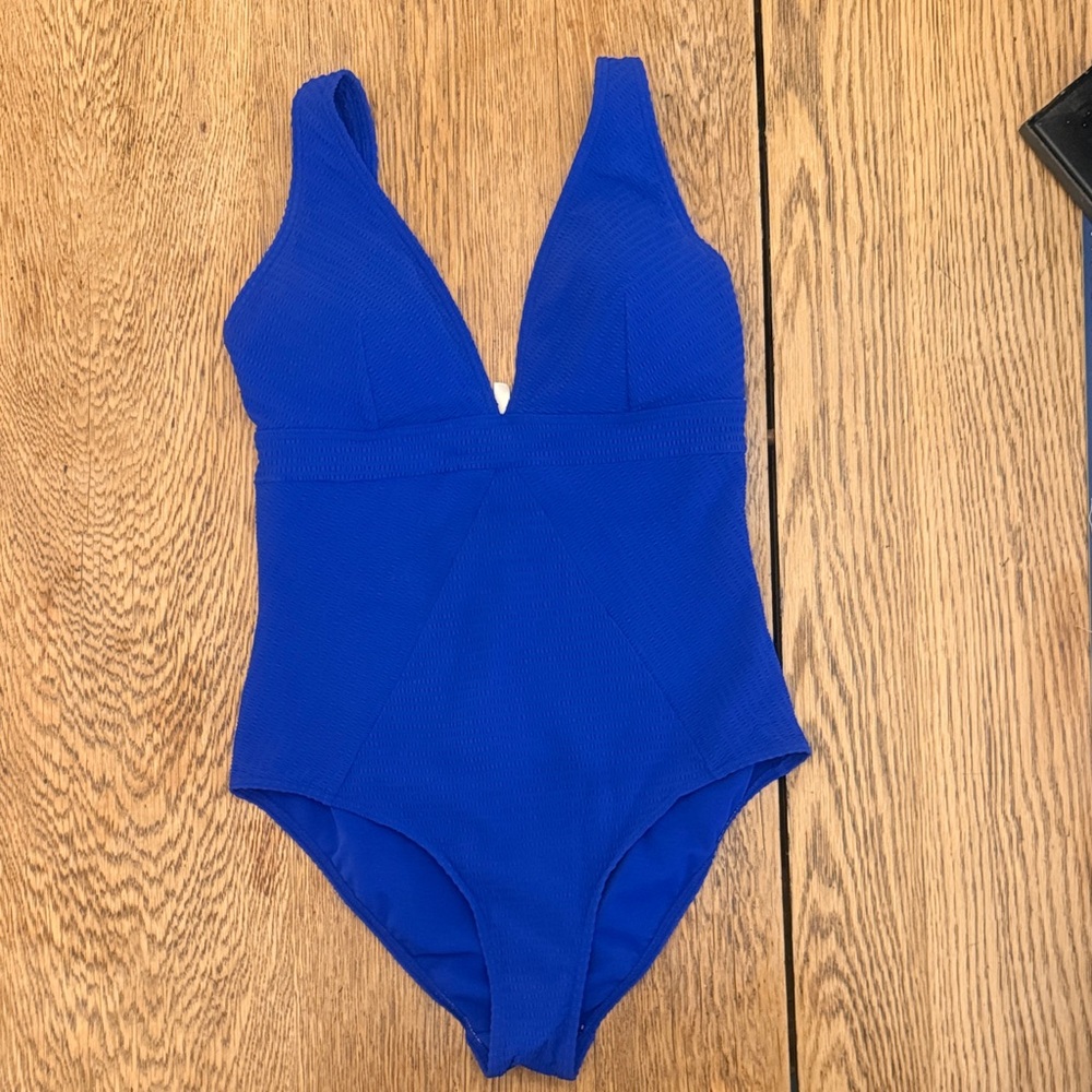 Elegant Blue Women's One-Piece Swimsuit